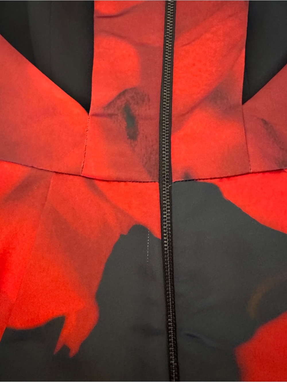 Alice + Olivia Red and Black Floral Satin Plunge Mini Dress - Picture 6 of 7